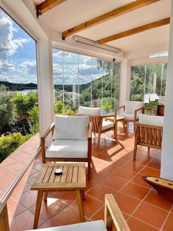 Bed and Breakfast Montes De Charme Авіш Екстер'єр фото